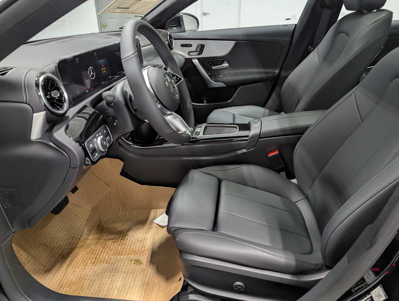 2026 Mercedes Benz CLA 250 4MATIC photo 4