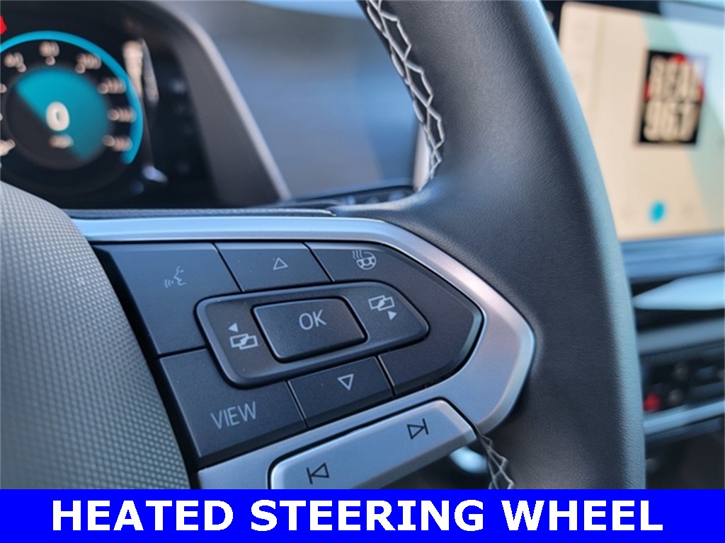 2025 Volkswagen Atlas Cross Sport SE Technology photo 4