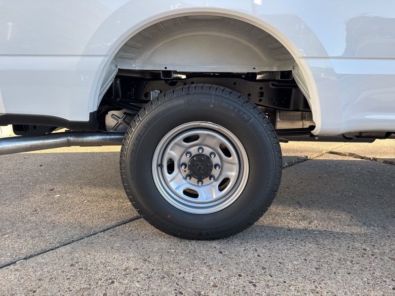 2026 Ford F-250 XL photo 9