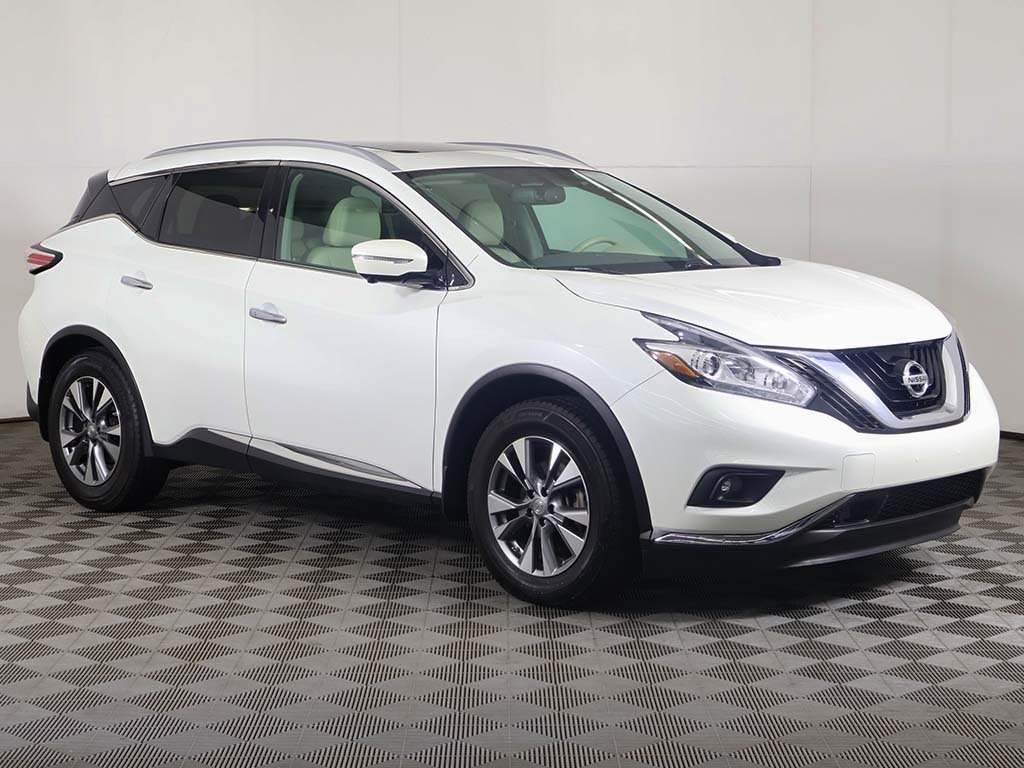 2015 Nissan Murano SL photo 2