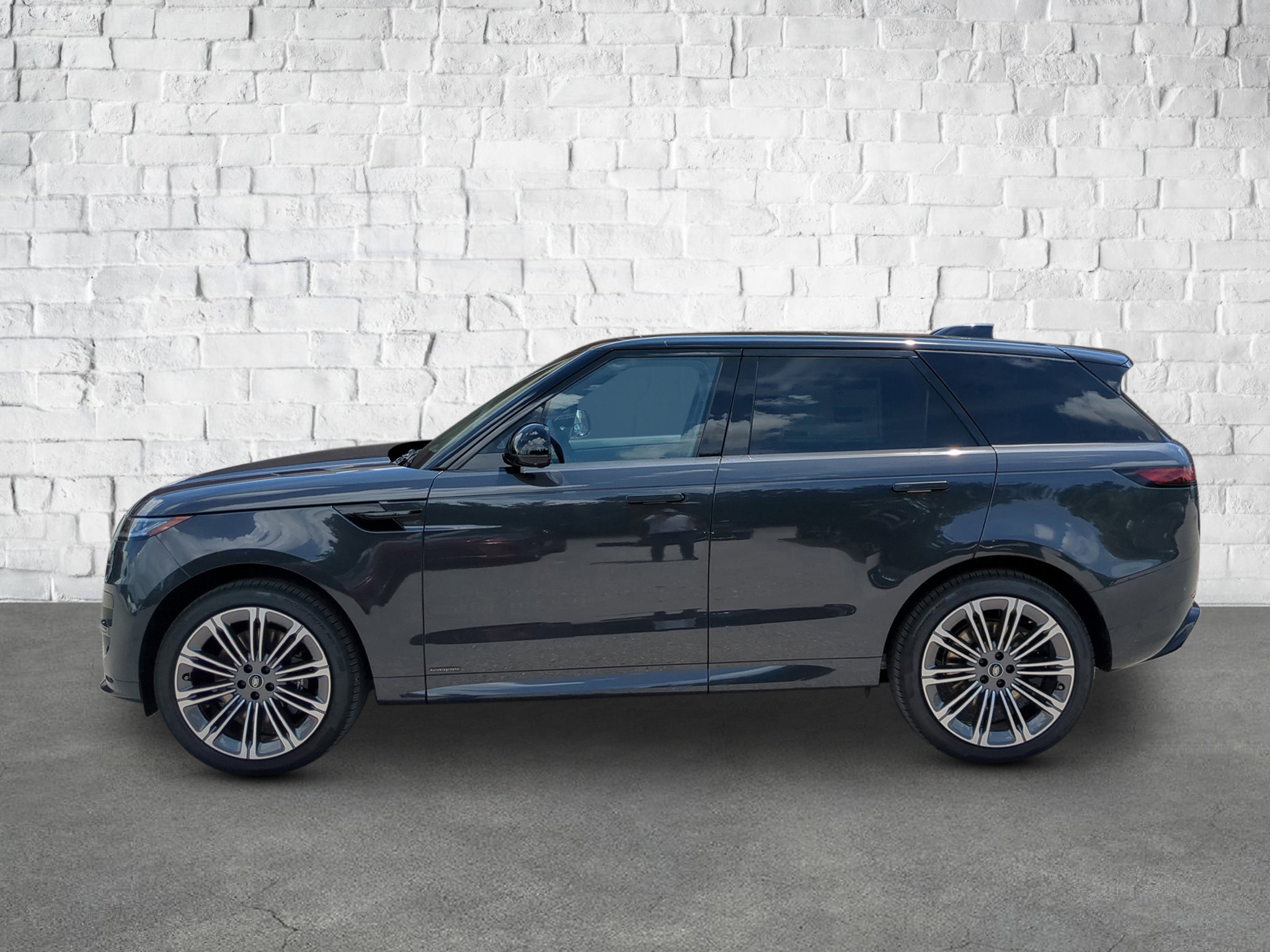 2025 Land Rover Range Rover Sport Autobiography photo 3