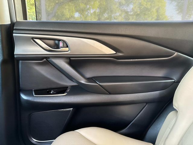 2021 Mazda CX-9 Touring photo 15
