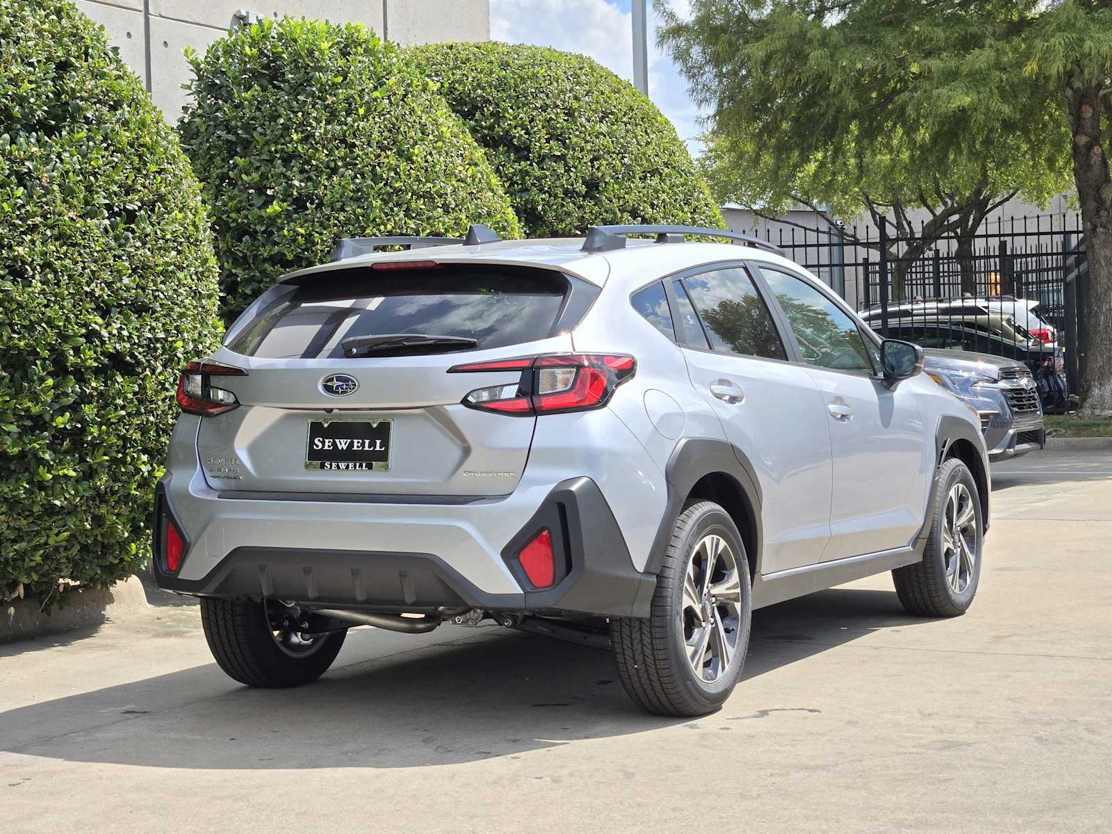 2025 Subaru Crosstrek Premium photo 3