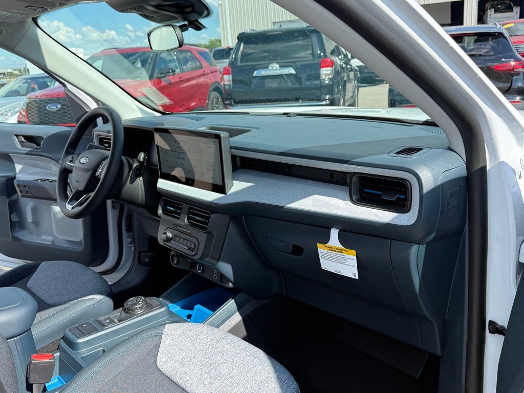 2025 Ford Maverick XLT photo 14