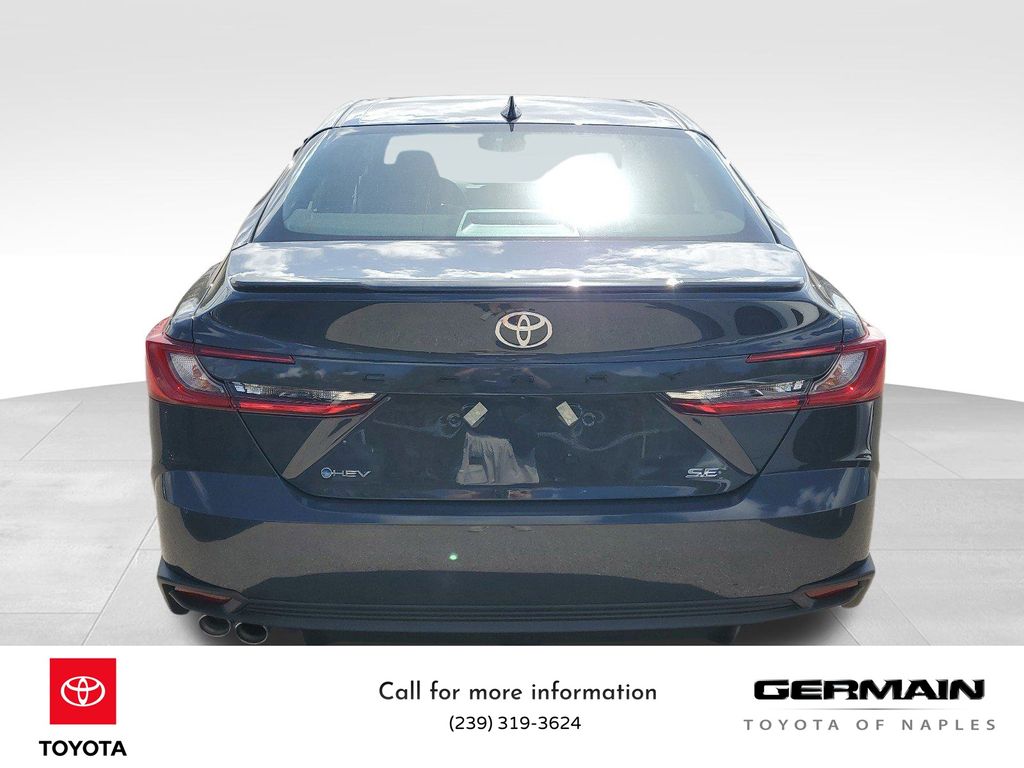 2025 Toyota Camry SE photo 6