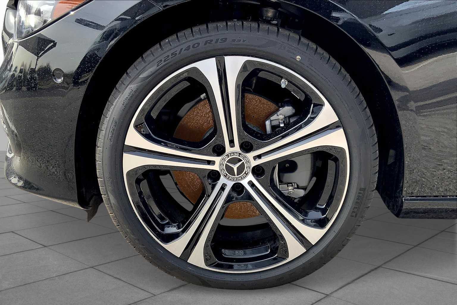 2025 Mercedes Benz C 300 photo 19