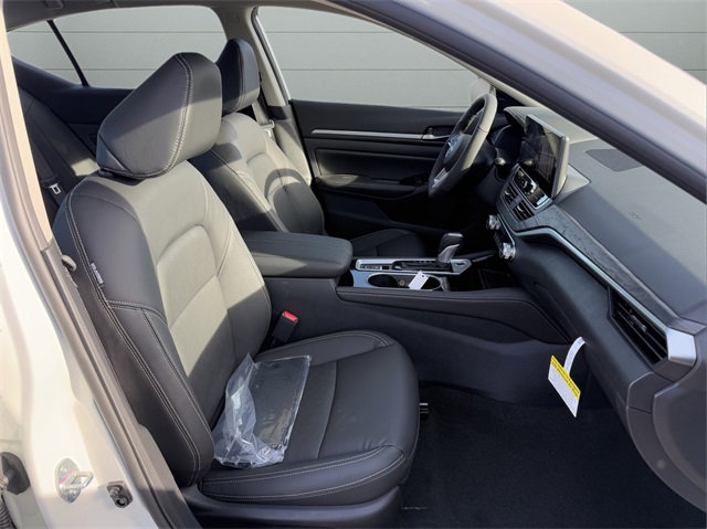 2025 Nissan Altima 2.5 SL photo 23
