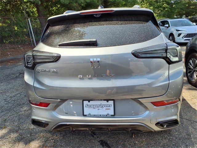 2025 Buick Encore GX Avenir photo 5