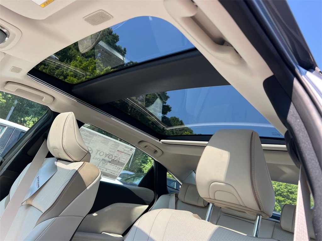 2026 Toyota Crown Limited photo 31