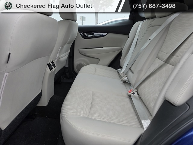 2020 Nissan Rogue Sport SV photo 11