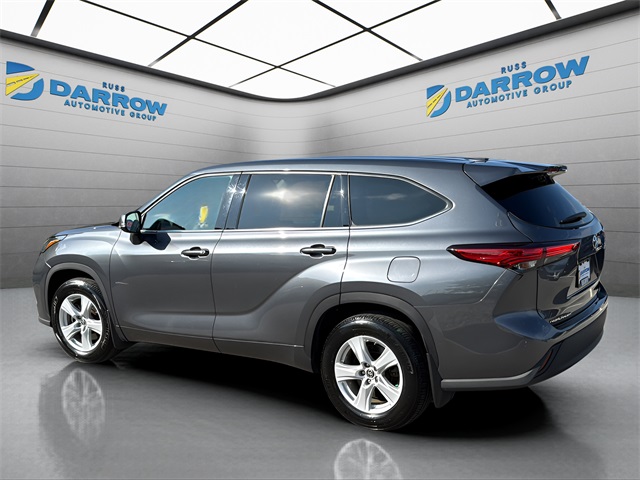 2020 Toyota Highlander LE photo 3