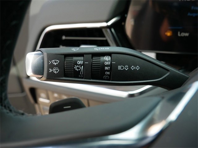 2025 Chevrolet Suburban Premier photo 20