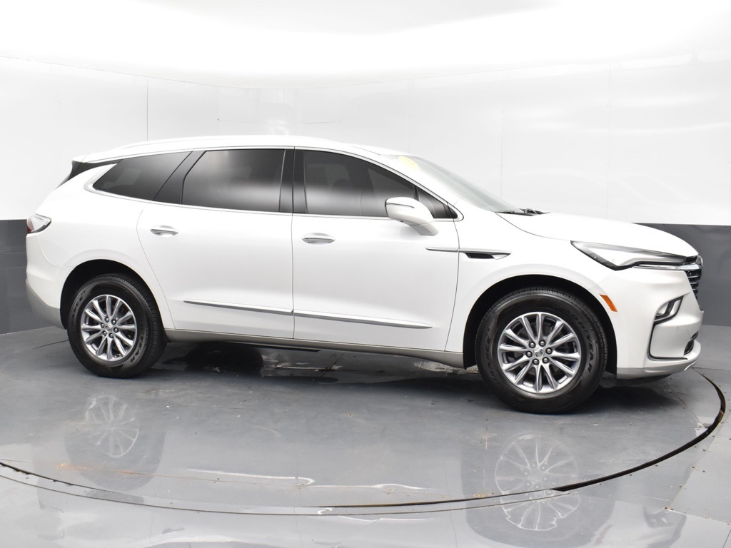 2024 Buick Enclave Premium photo 3