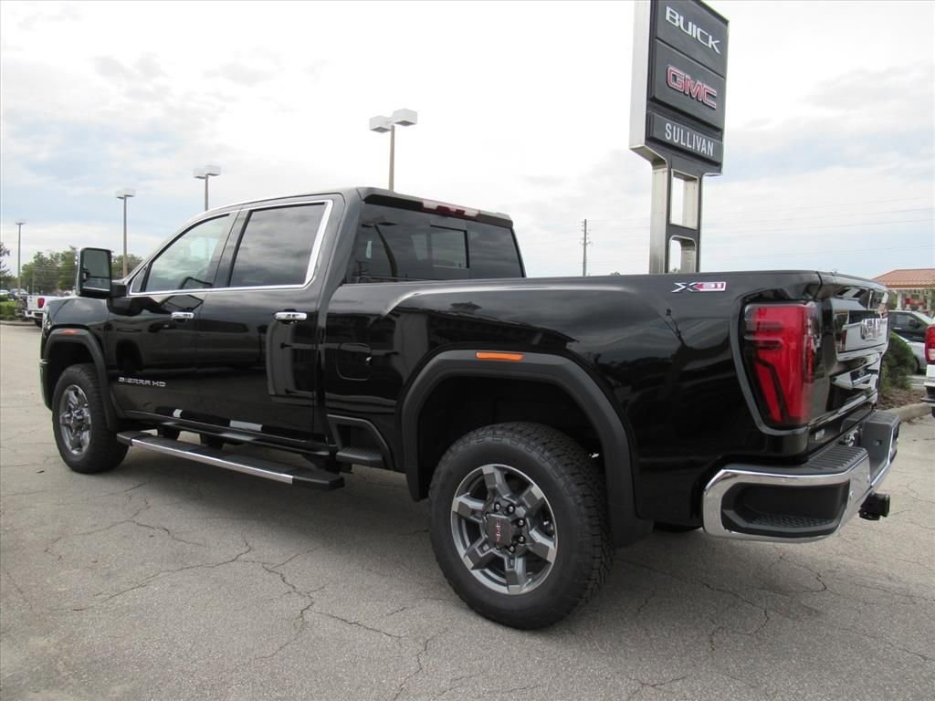2026 Gmc Sierra 2500 HD SLT photo 4