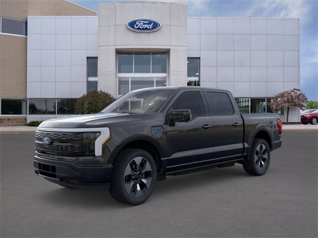 2025 Ford F-150 Lightning Platinum's photo