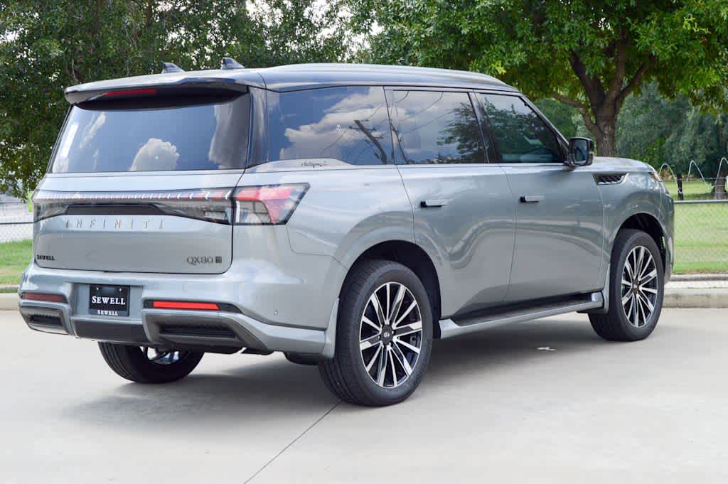 2026 Infiniti QX80 photo 3