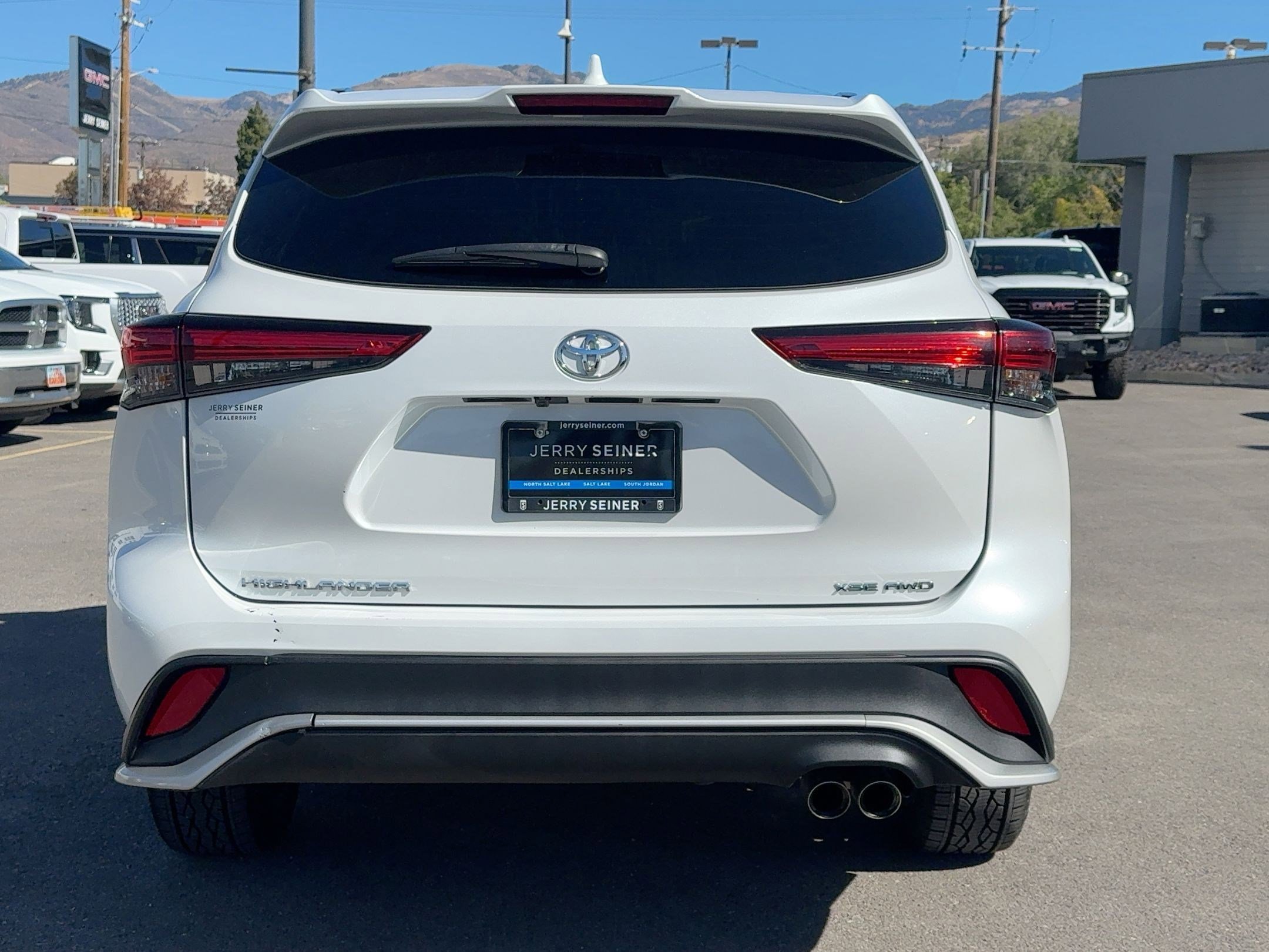 2023 Toyota Highlander XSE photo 4