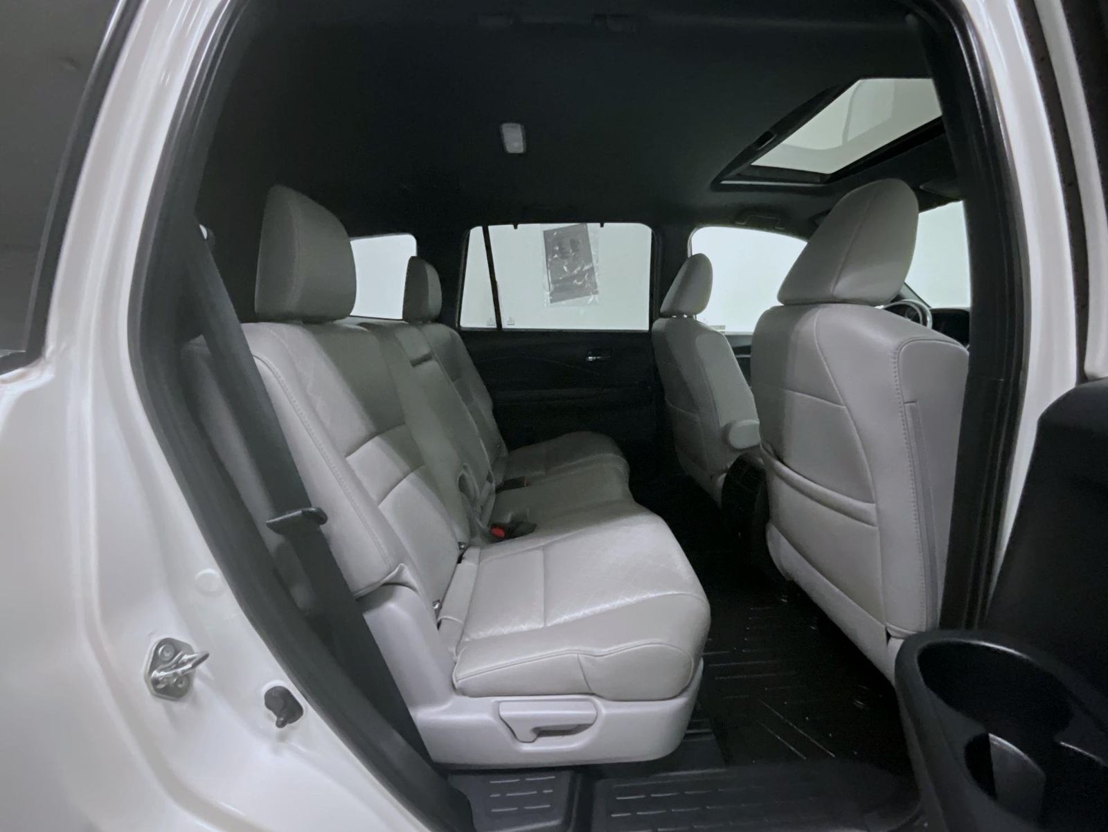 2019 Honda Passport Elite photo 18