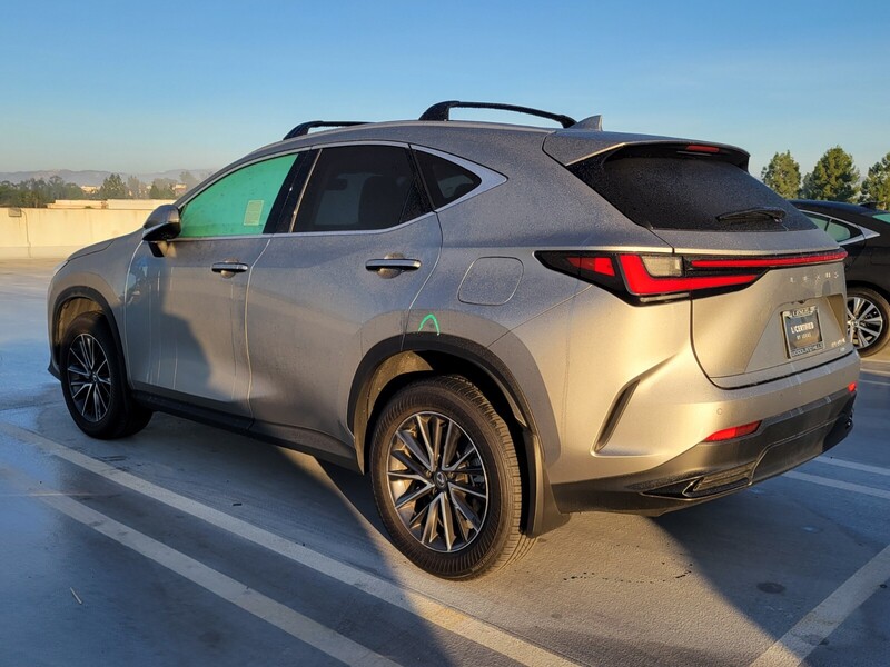 2025 Lexus NX 350h Premium photo 3
