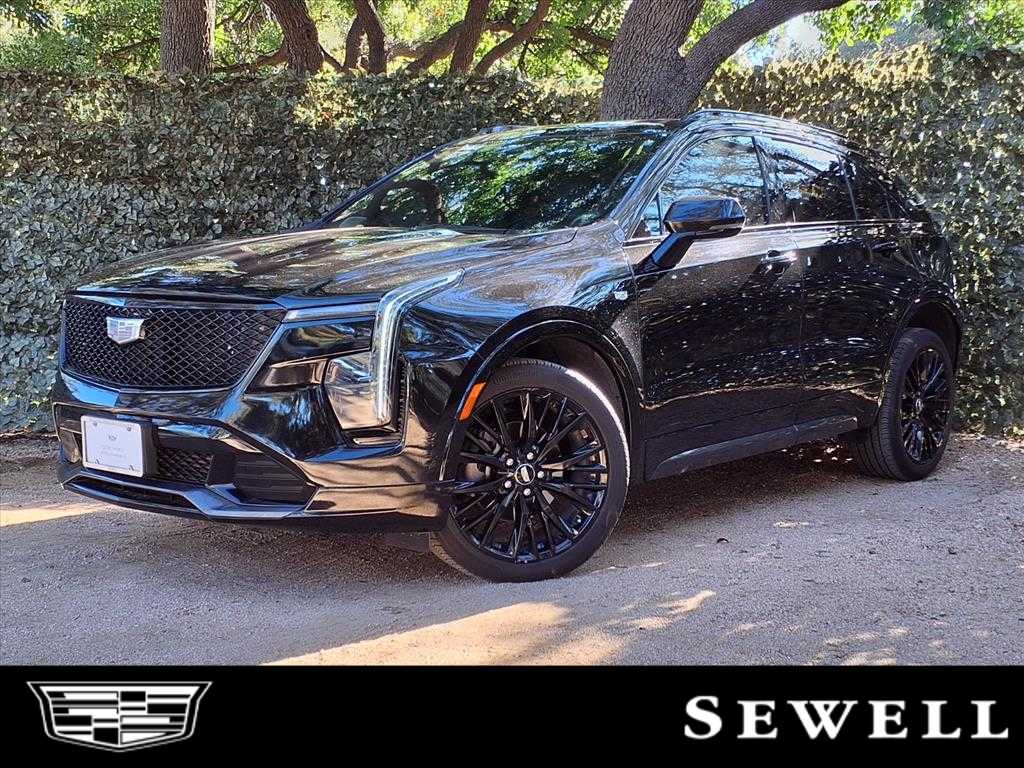 2024 Cadillac XT4 Sport's photo