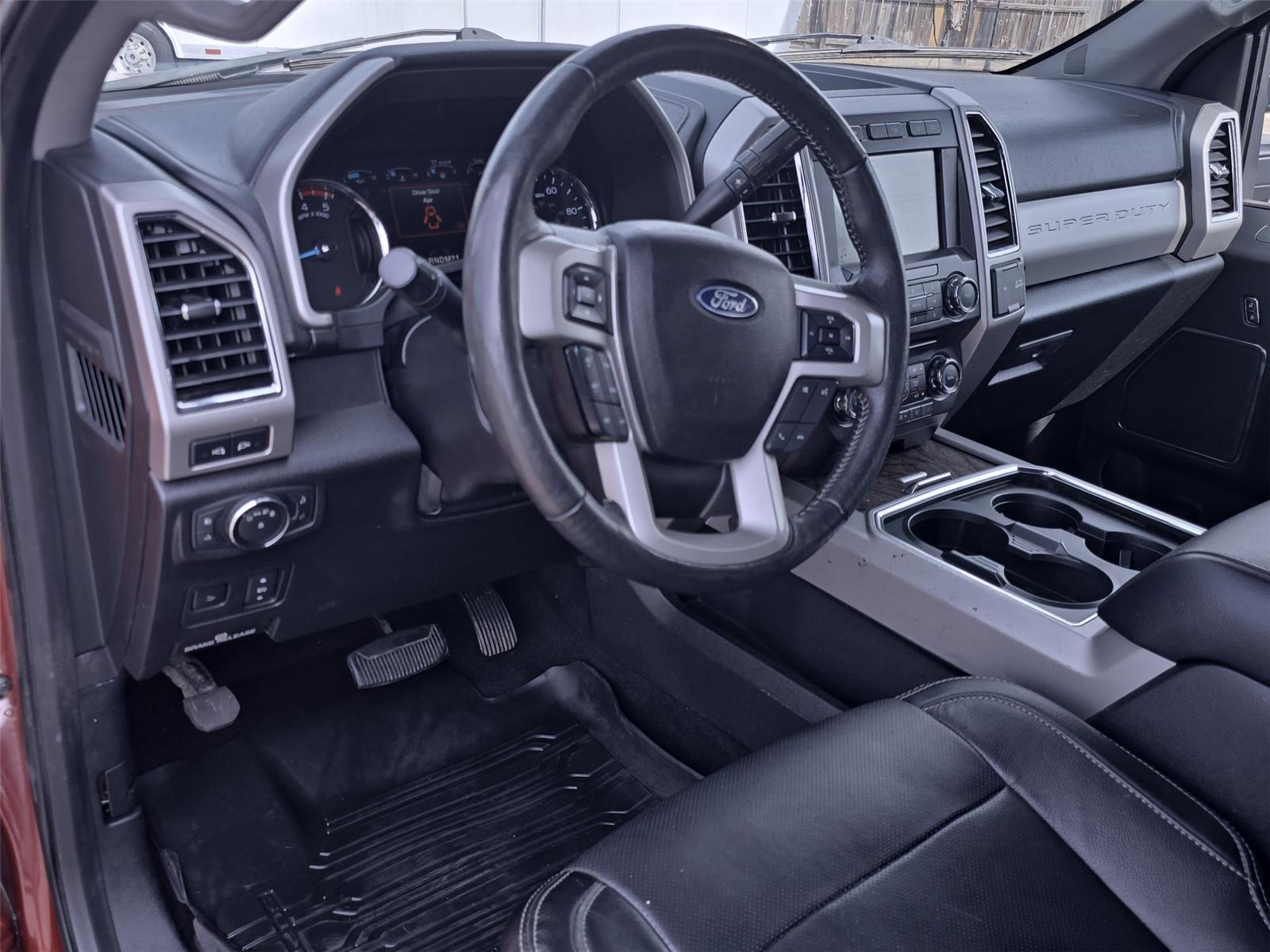 2018 Ford F-250 Lariat photo 10