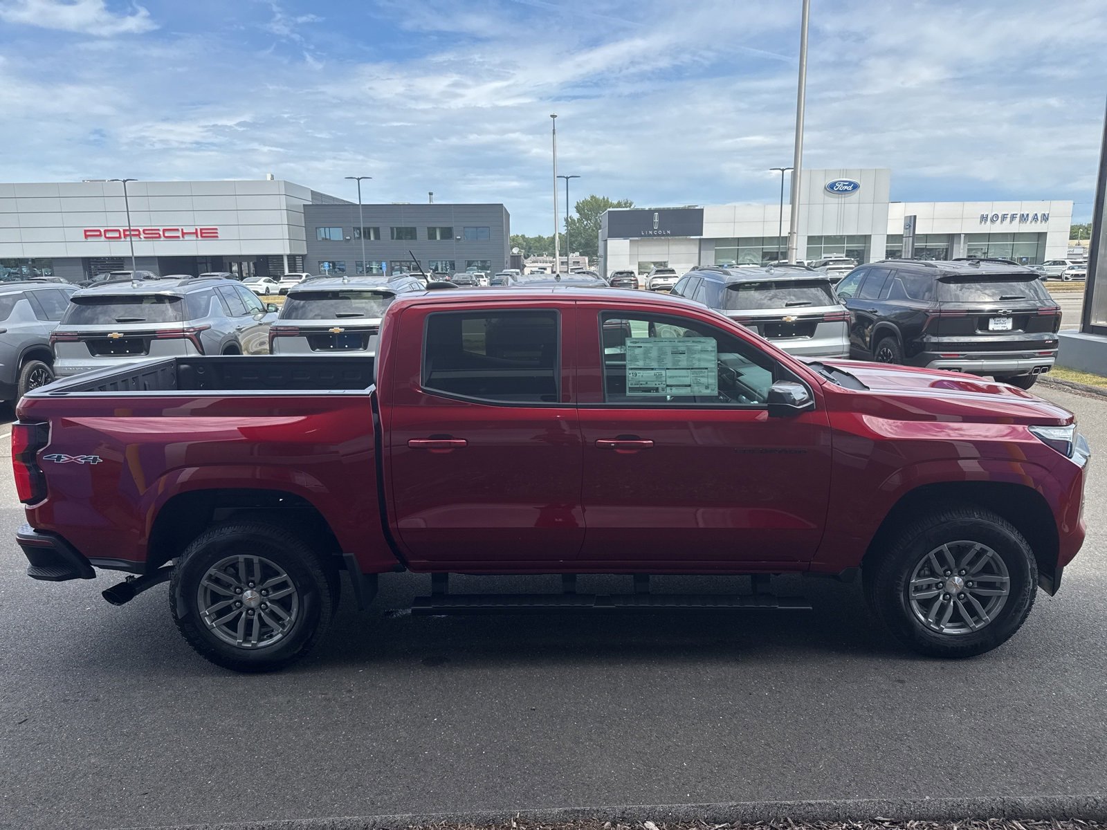 2026 Chevrolet Colorado LT photo 2