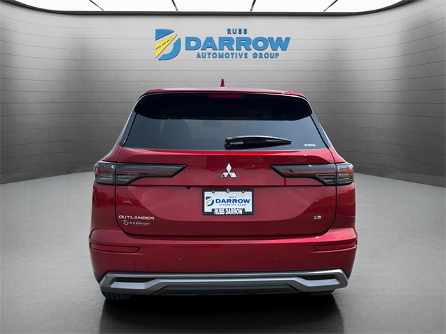 2025 Mitsubishi Outlander SE photo 3
