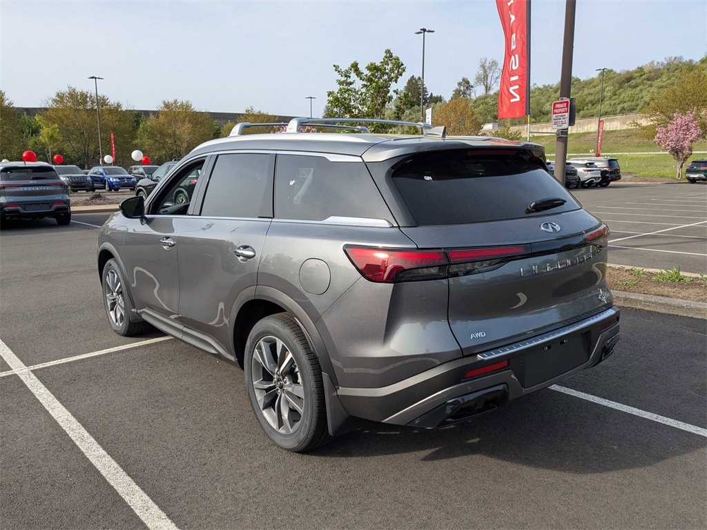 2025 Infiniti QX60 Luxe AWD photo 5