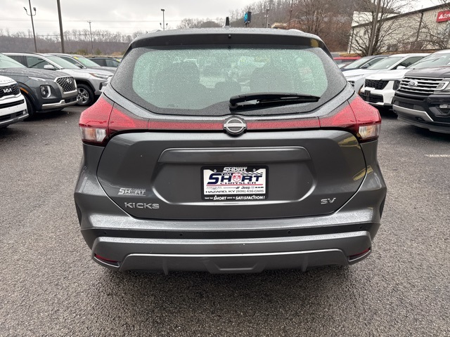2024 Nissan Kicks SV photo 3