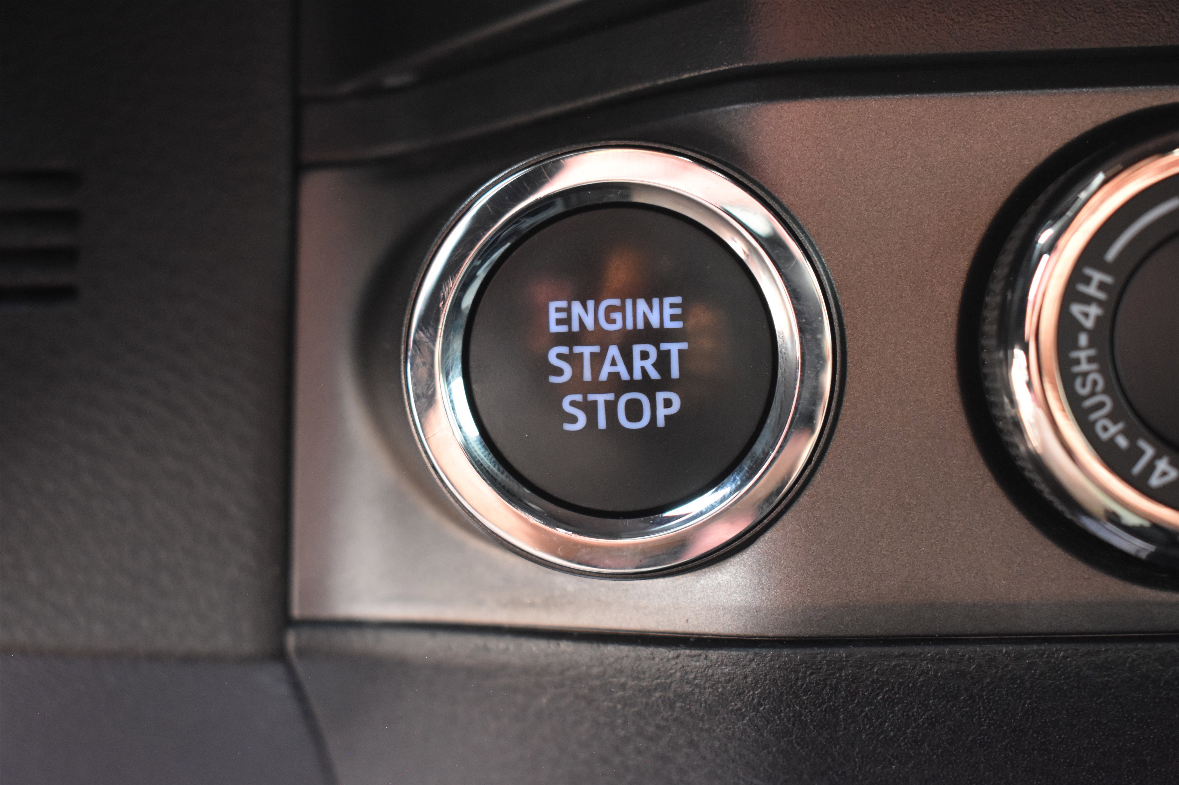 2023 Toyota Tacoma TRD photo 17