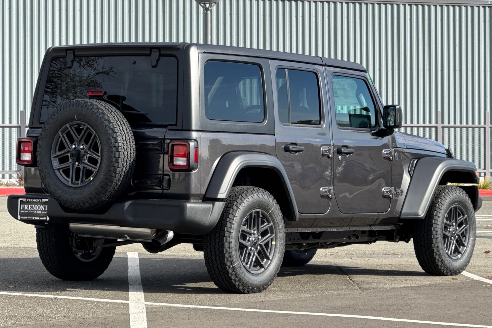 2025 Jeep Wrangler Sport S photo 3
