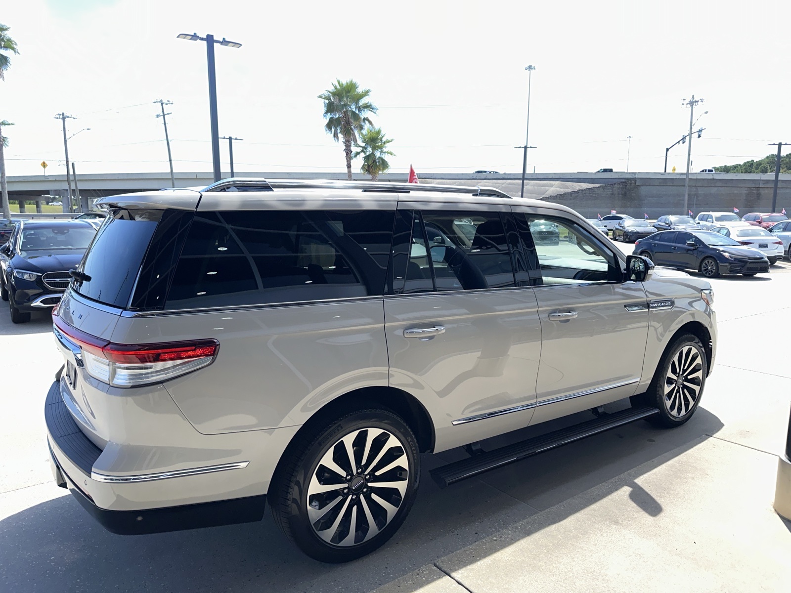 2024 Lincoln Navigator Reserve photo 11