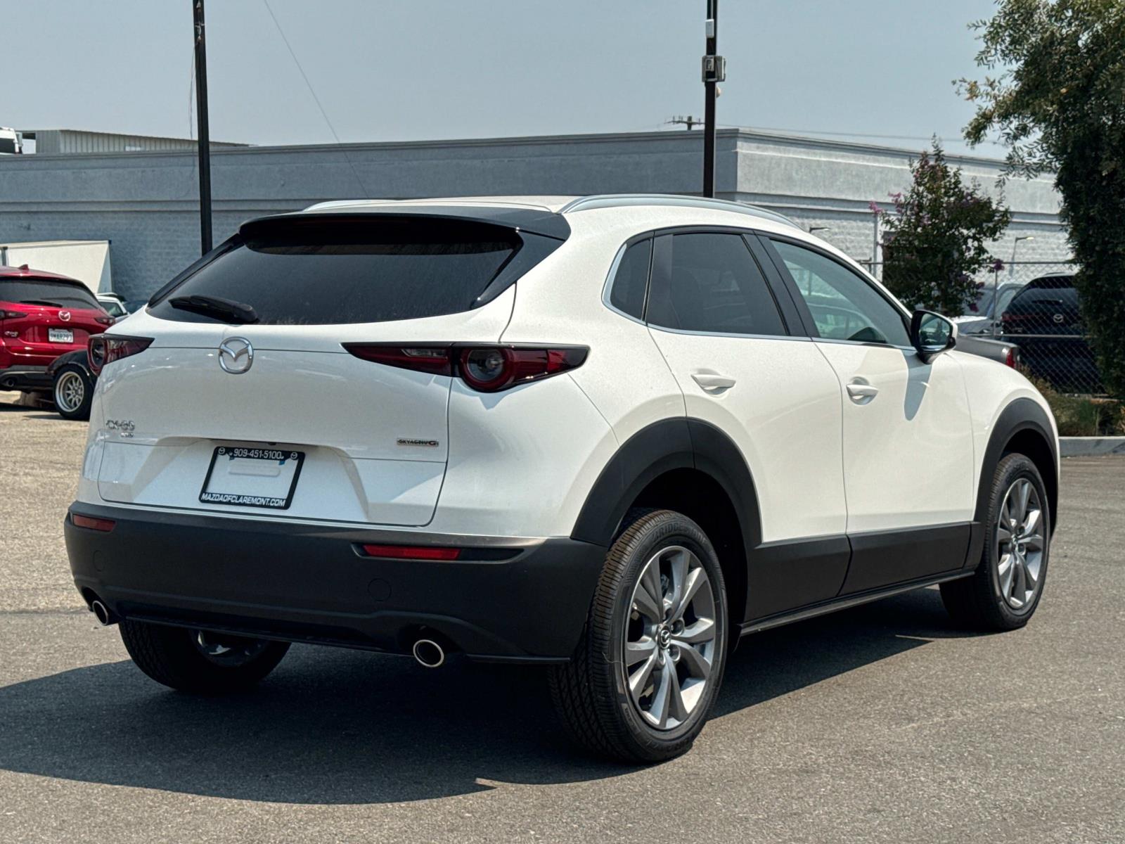 2025 Mazda CX-30 2.5 S Preferred photo 3