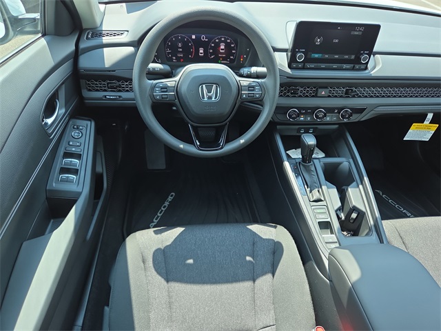 2025 Honda Accord LX photo 6