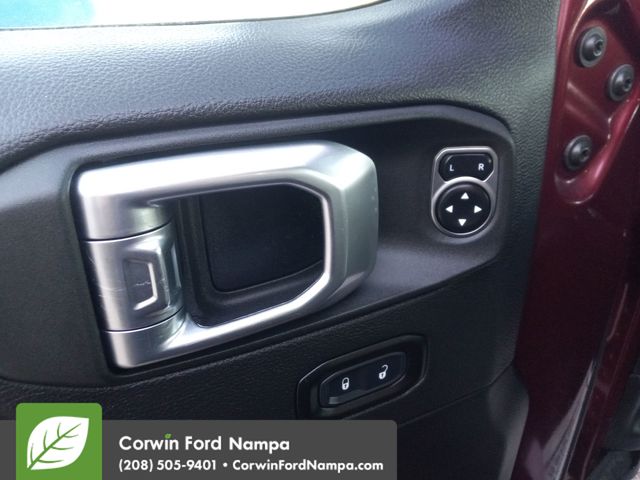 2021 Jeep Wrangler Unlimited Sahara Altitude photo 11