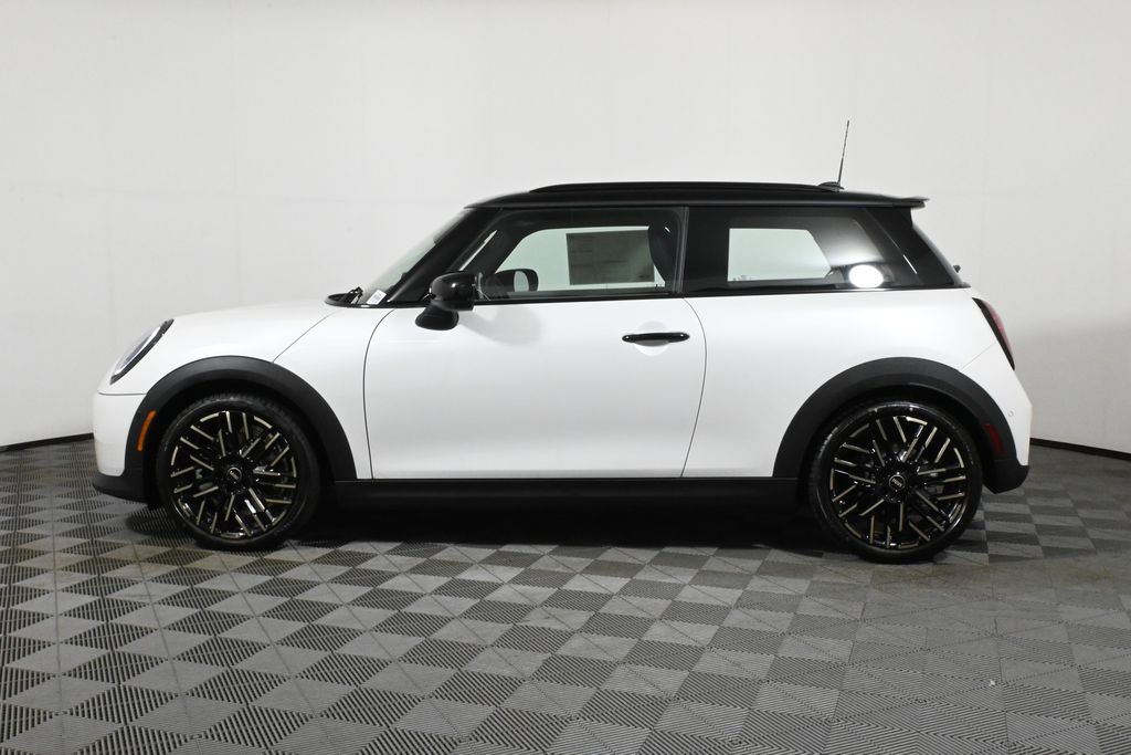 Pre-Owned 2025 MINI Cooper S 2D Hatchback in Warwick #G7258 | BMW