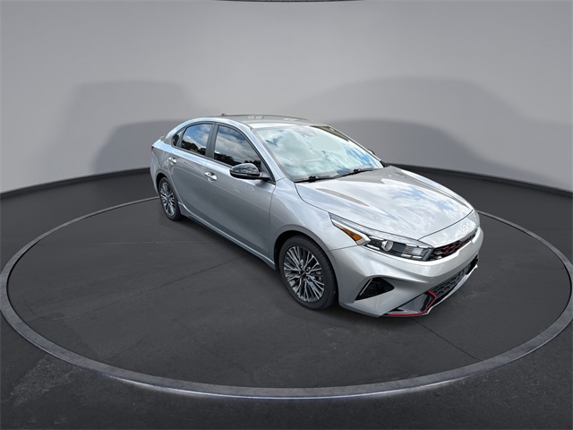 2023 Kia Forte GT-Line photo 2