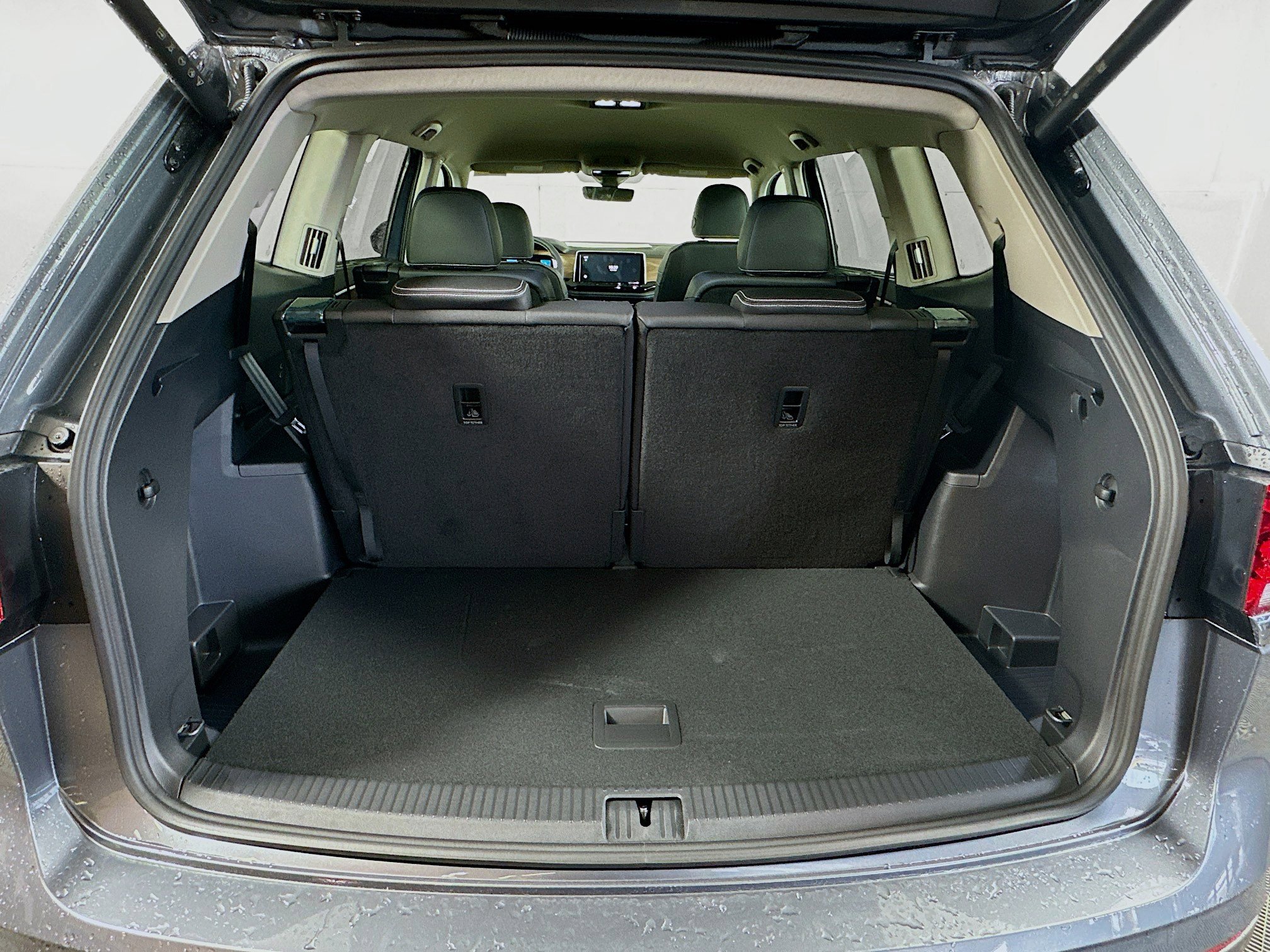2025 Volkswagen Atlas SE Technology photo 24