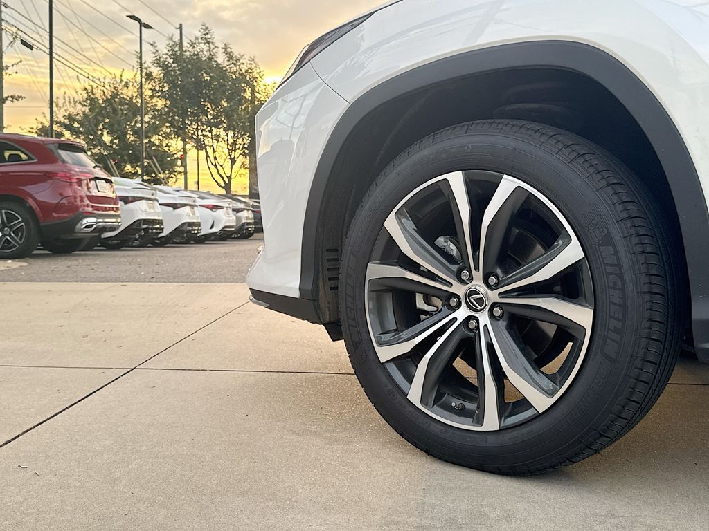 2021 Lexus RX 350 photo 11