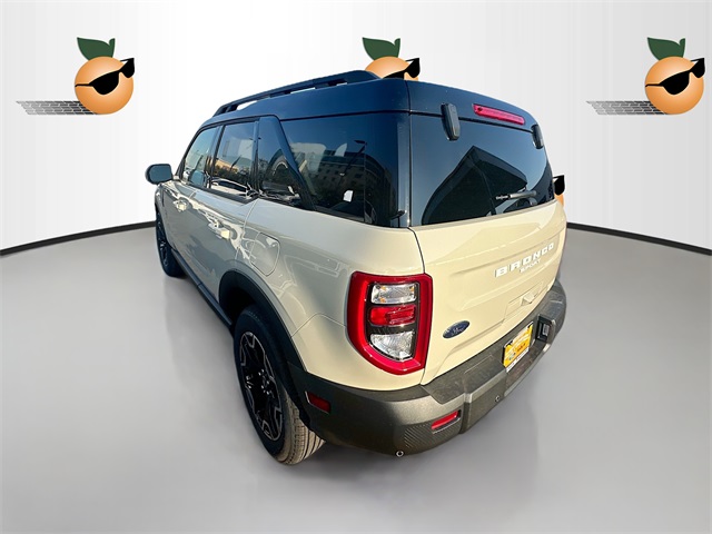 2025 Ford Bronco Sport Outer Banks photo 4