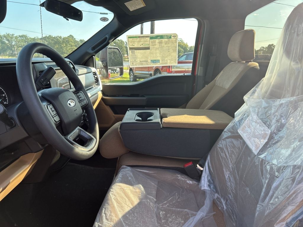 2026 Ford F-450 XLT photo 19