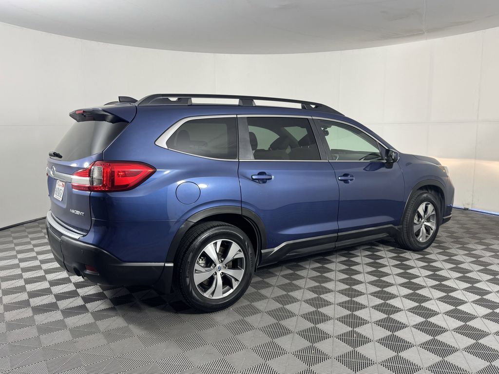 Used 2019 Blue Subaru Premium image 3