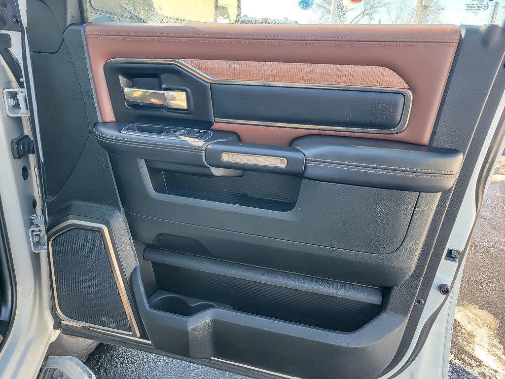 2022 RAM 2500 - Image 27