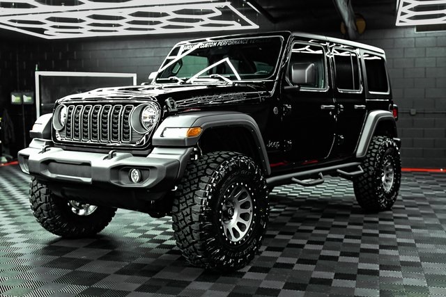 2025 Jeep Wrangler Sport S photo 4