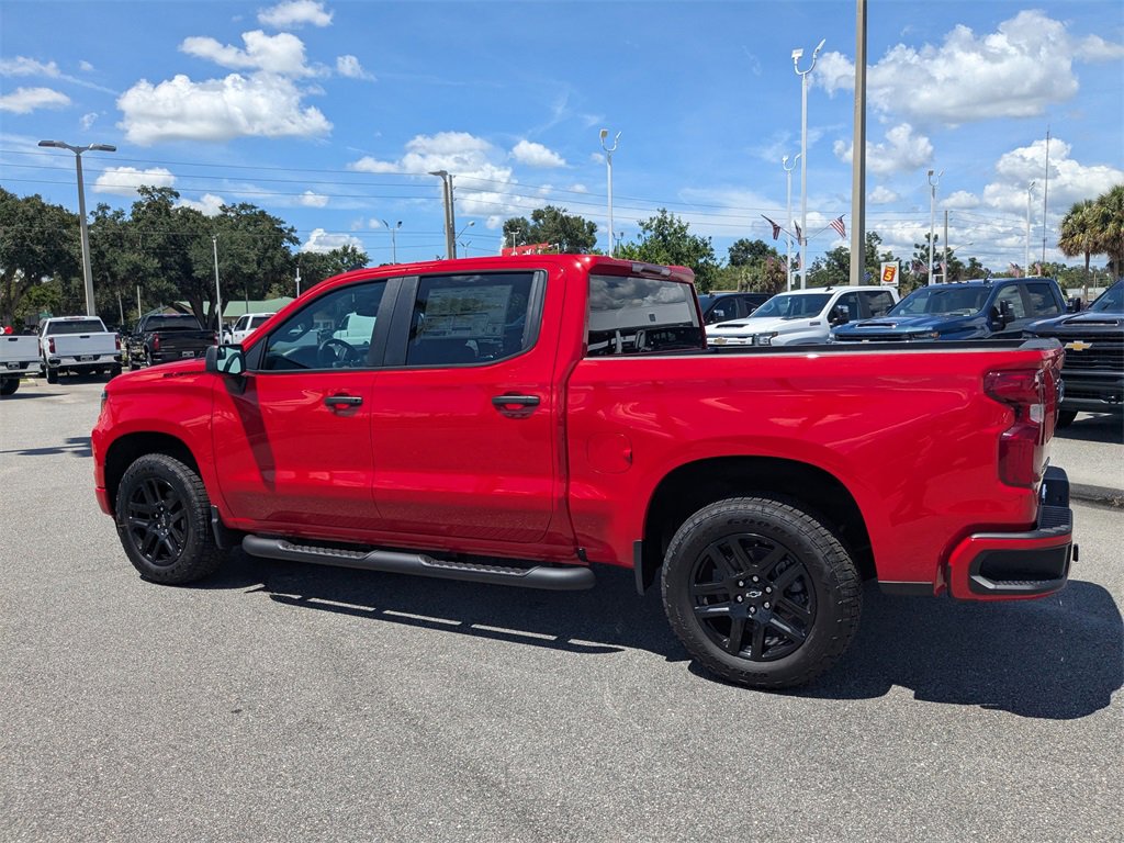 2025 Chevrolet Silverado 1500 Custom photo 5