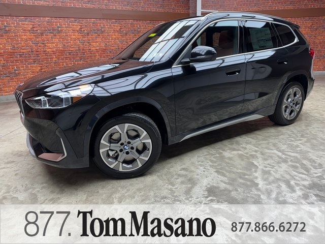 2025 BMW X1 28i's photo