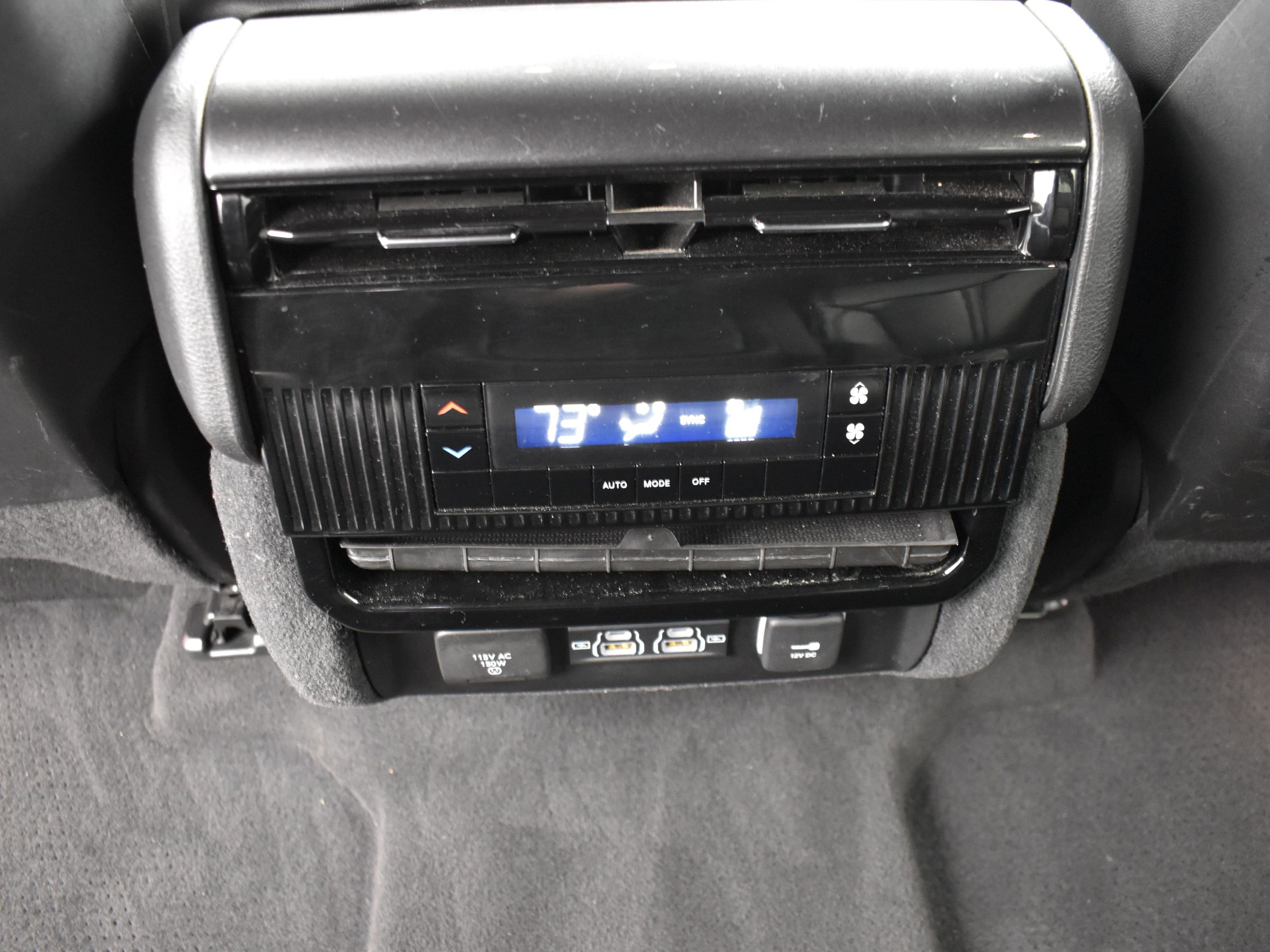 2024 Jeep Wagoneer L Base photo 18