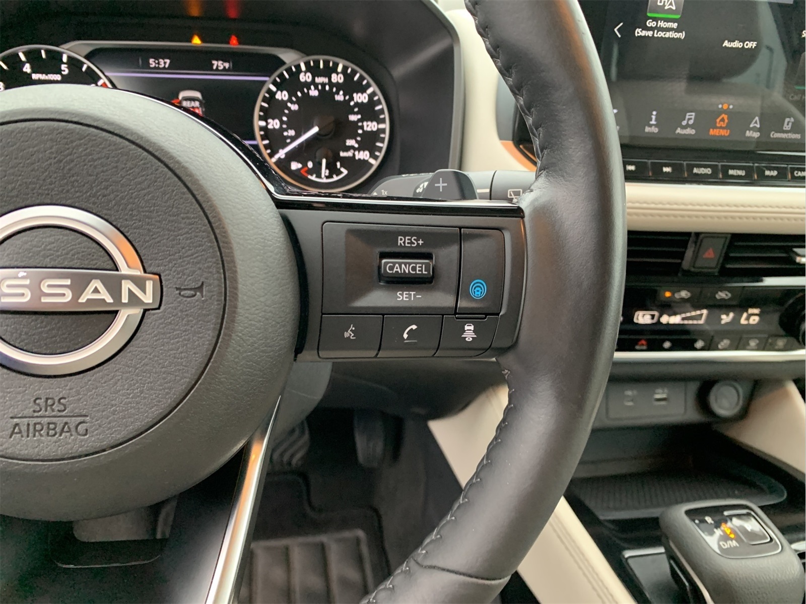 2023 Nissan Rogue SL photo 14