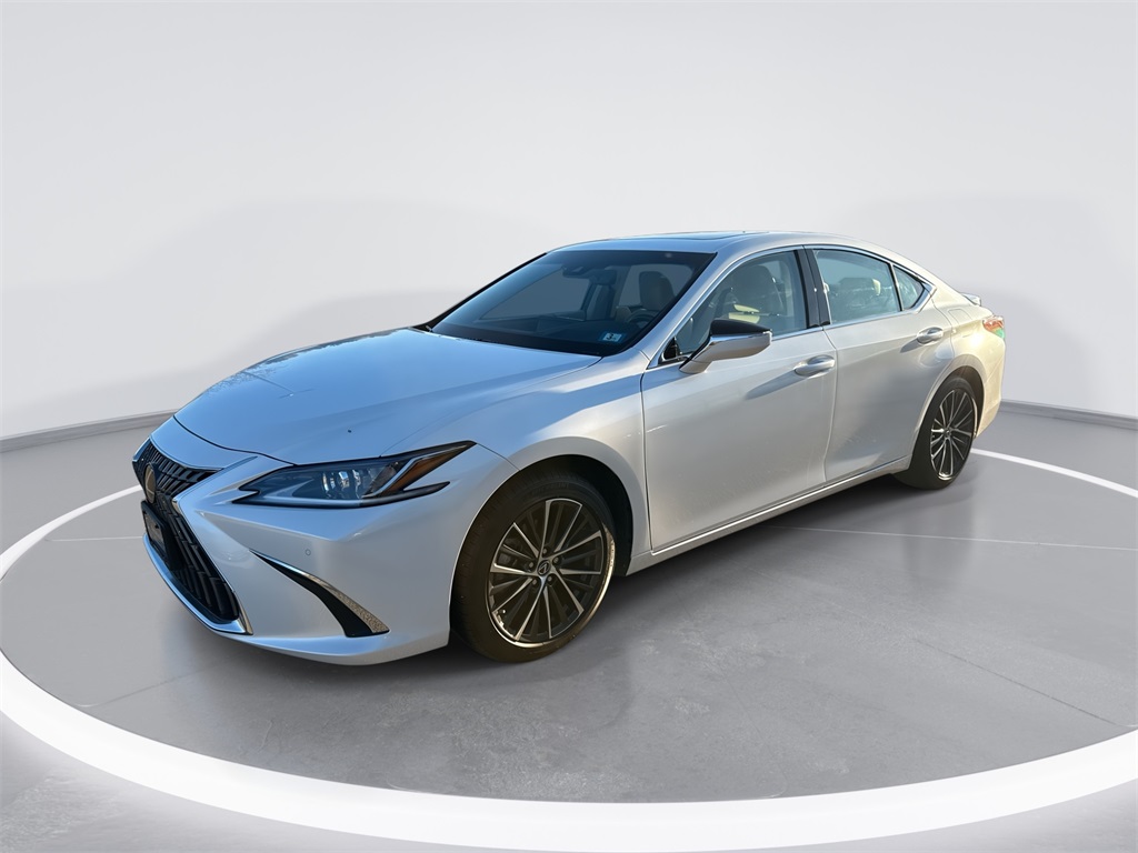 2025 Lexus ES 350's photo