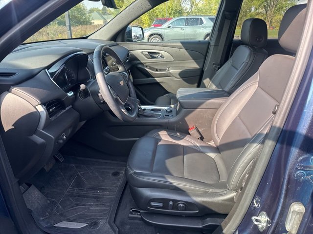 2023 Chevrolet Traverse Leather photo 3